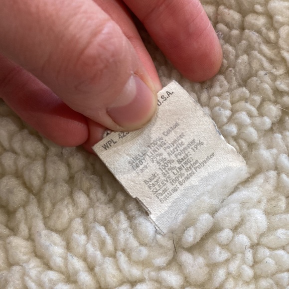 Levi’s Vintage Sherpa Denim Jacket | Size 36R - Picture 6 of 14